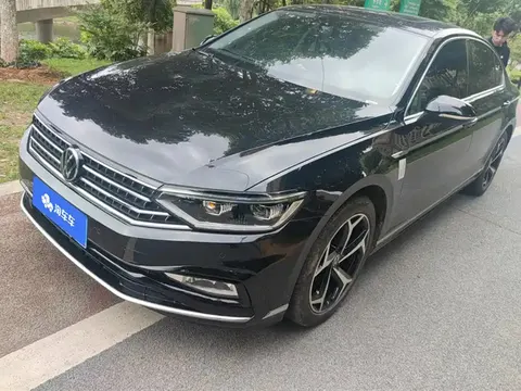 Volkswagen Magotan 2024 buy in Moscow