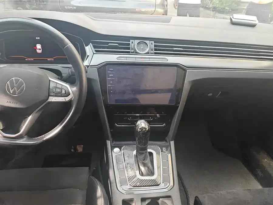 Volkswagen Magotan Magotan 2020 330TSI DSG Luxury Edition 2022 — миниатюра 4