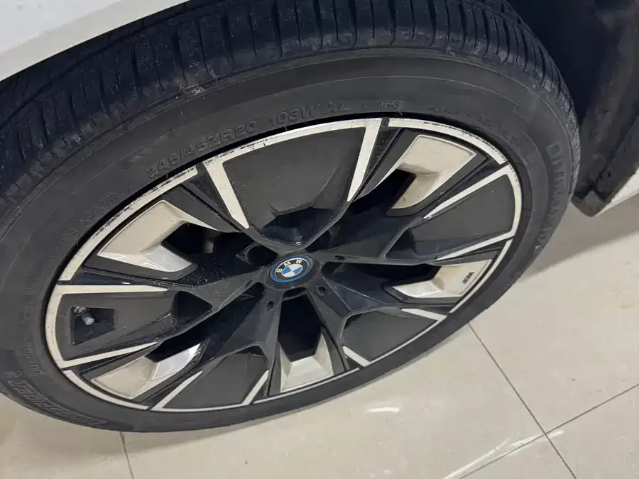 BMW iX3 2022 innovative model 2022 — миниатюра 2