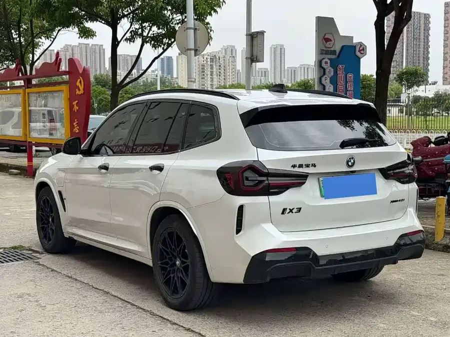 BMW iX3 2023 leading model 2023 — миниатюра 5