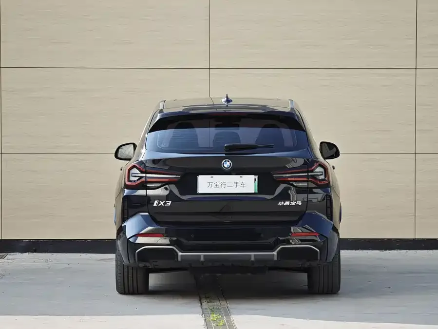 BMW iX3 2024 leading model 2024 — миниатюра 2