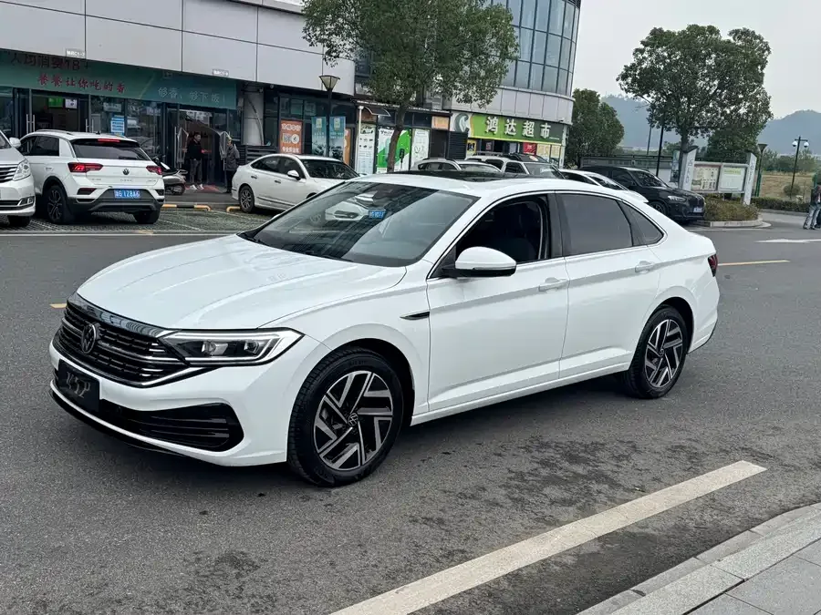 Volkswagen Sagitar 2024