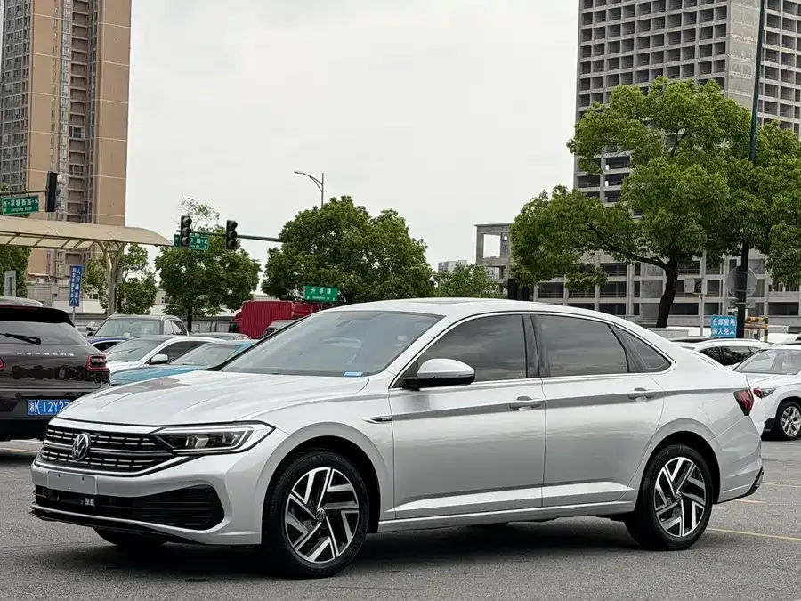 Volkswagen Sagitar 2023