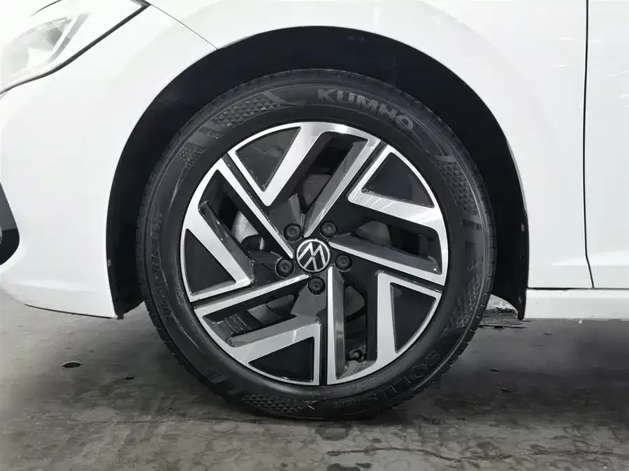 Volkswagen Sagitar 2024 Sagitar 300TSI DSG Beyond Edition 2024 — миниатюра 5