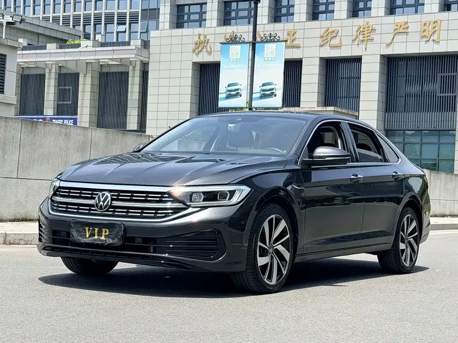 Volkswagen Sagitar 2023