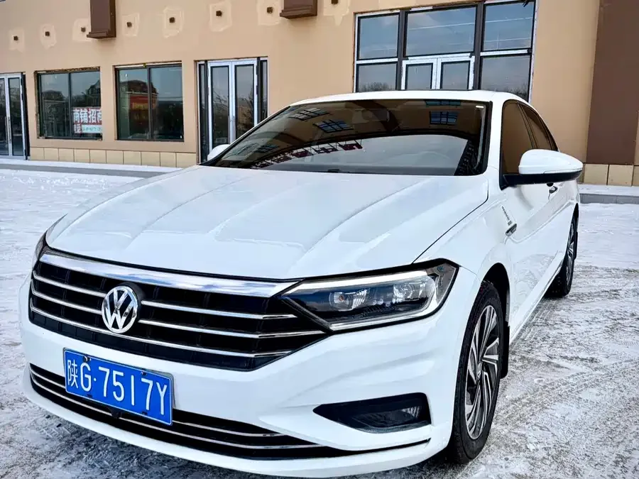 Volkswagen Sagitar 2022