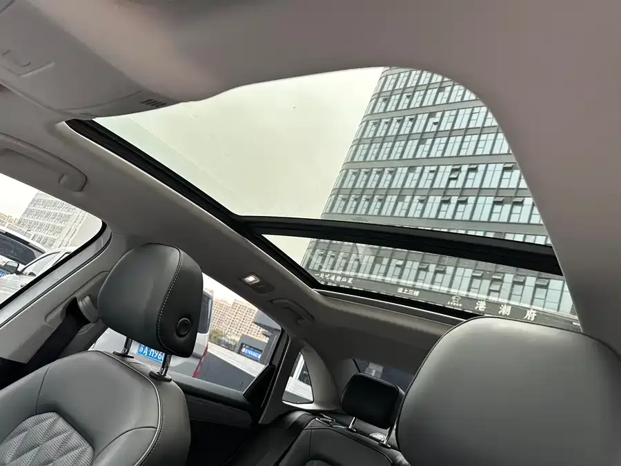 Volkswagen Sagitar 2024 Sagitar 300TSI DSG Beyond Edition 2025 — миниатюра 3