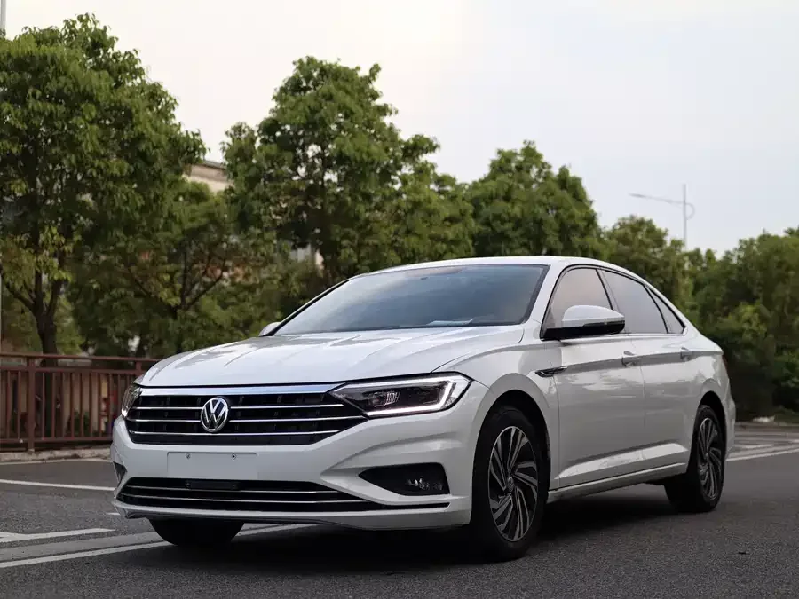 Volkswagen Sagitar 2022