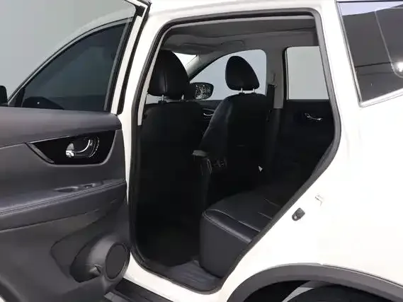 Nissan X-Trail X-Trail 2020 2.0L XL ITS CVT 2WD Intelligent Connection Comfort Edition 2022 — миниатюра 4