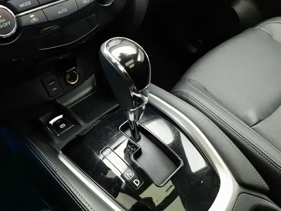 Nissan X-Trail X-Trail 2023 Classic 2.0L 2WD Smart Connected Edition 2024 — миниатюра 4