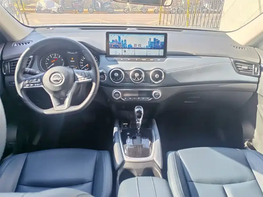Nissan X-Trail 2025 X-Trail Honor 2.0L 2WD Leading Edition 2025 — миниатюра 4