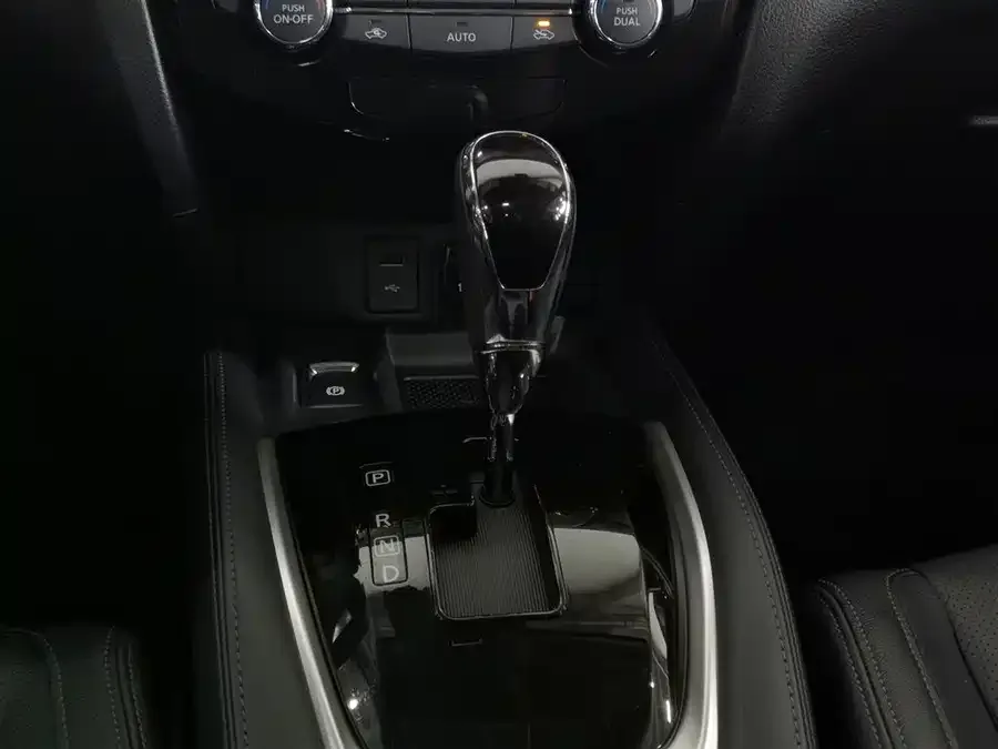 Nissan X-Trail X-Trail 2023 Classic 2.0L 2WD Smart Connected Edition 2024 — миниатюра 4