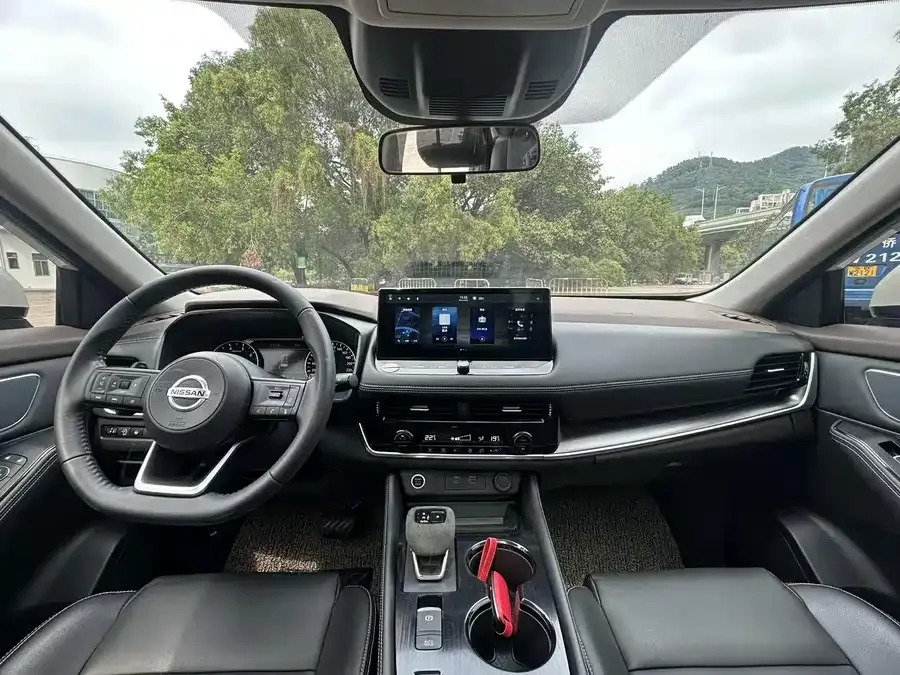Nissan X-Trail X-Trail 2021 VC-Turbo 300 CVT 2WD Luxury Edition 7 Seaters 2022 — миниатюра 2