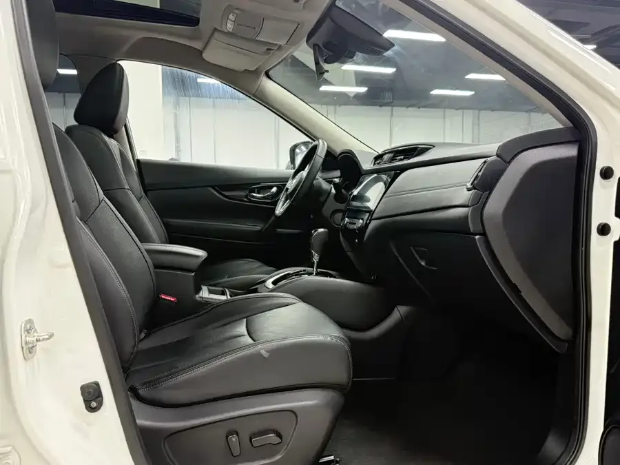 Nissan X-Trail X-Trail 2022 2.0L 2WD Intelligent Link Premium Edition 2022 — миниатюра 5