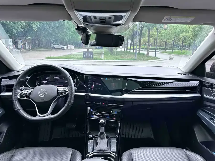 Volkswagen Passat Passat 2023 330TSI Starry Sky Deluxe Edition 2023 — миниатюра 5