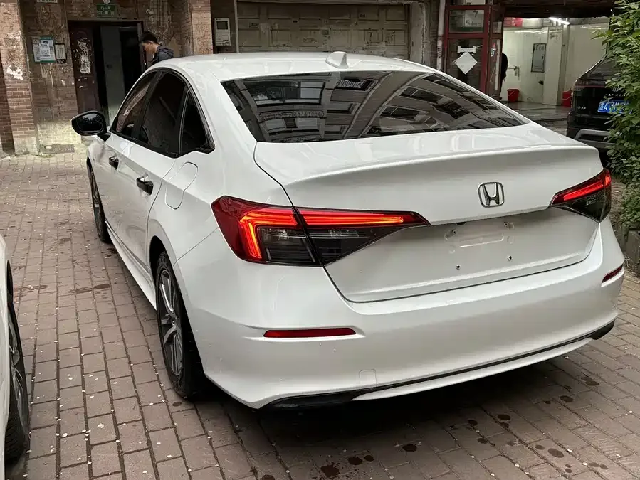 Honda CIVIC 2022 Civic 180TURBO CVT Shangqing Edition 2022 — миниатюра 2