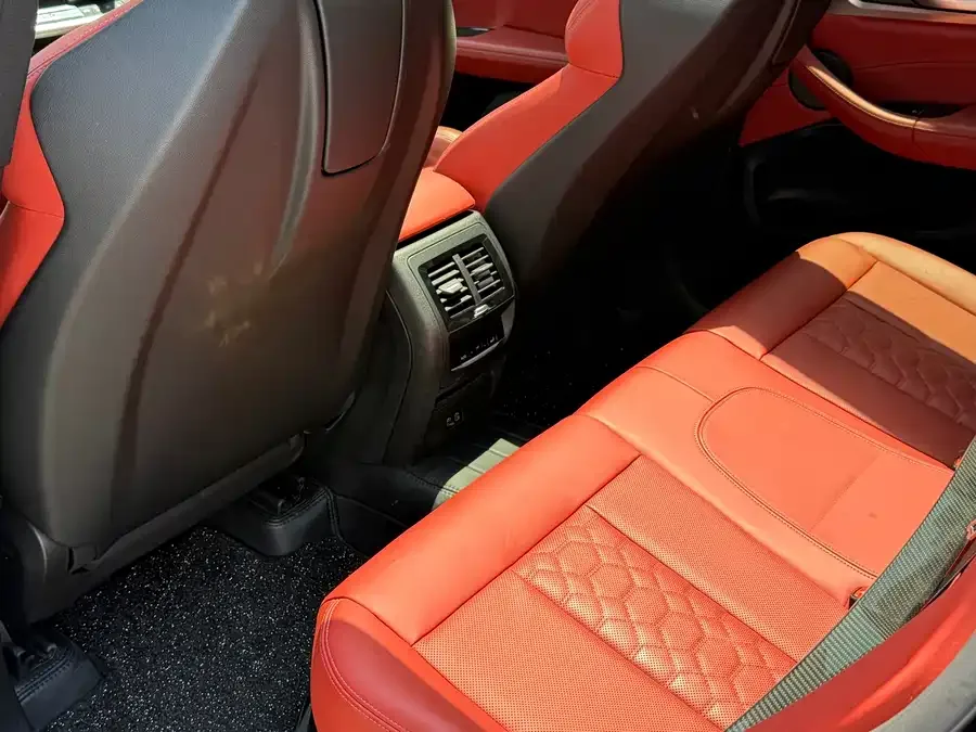 BMW X3M BMW X3 M 2022 X3 M Thunder Edition 2023 — миниатюра 3