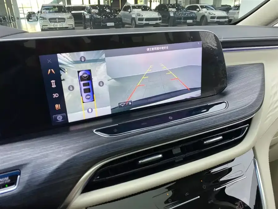 Buick GL8 2023 Avenir Seven-seat Gift Edition 2023 — миниатюра 5