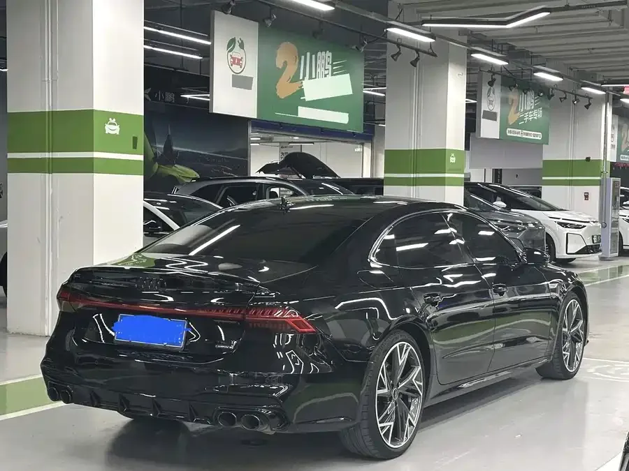 Audi A7L 2022 45 TFSI quattro S-line Black Warrior Edition 2022 — миниатюра 4