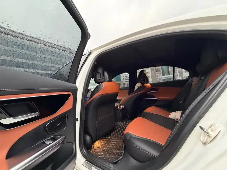 Mercedes-Benz Class C Mercedes-Benz C-Class 2023 C 260 L Sports Edition 2023 — миниатюра 4