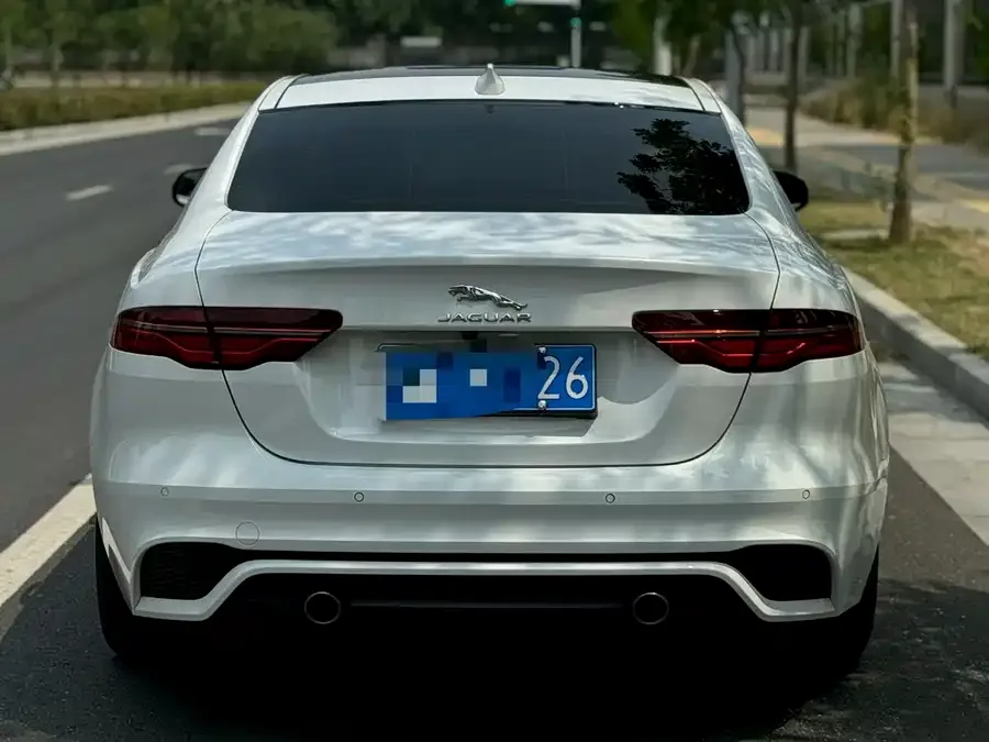 Jaguar XEL 2022 2.0T 250PS R-DYNAMIC S aggressive sports version 2022 — миниатюра 5