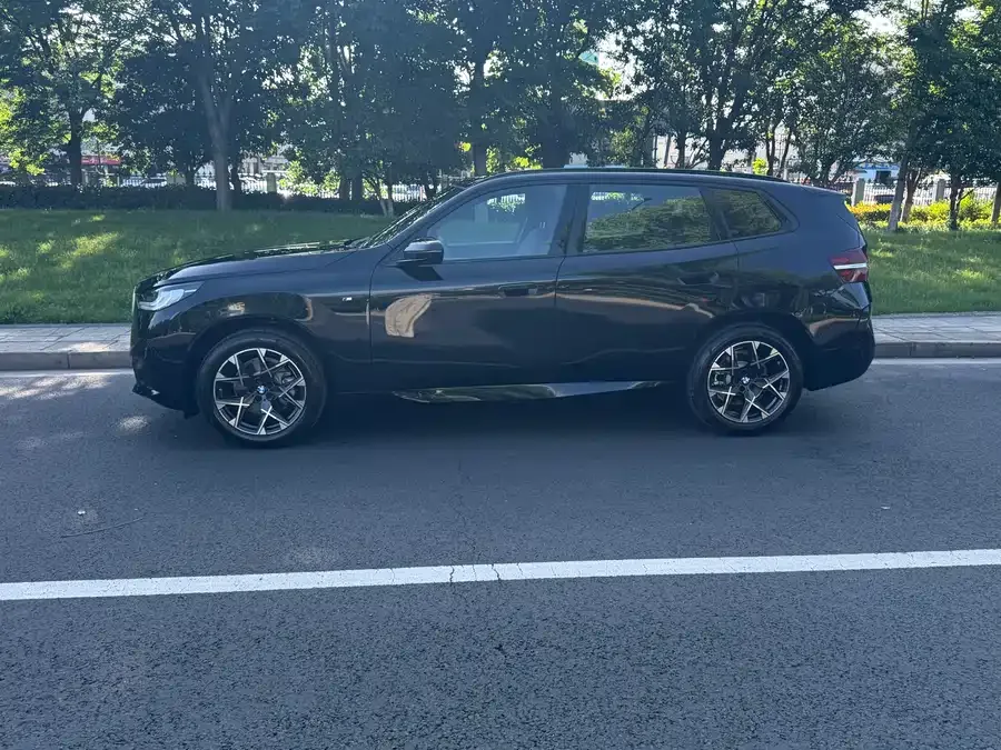 BMW X3 2026 xDrive25L M Sport Shadow Edition 2026 — миниатюра 5