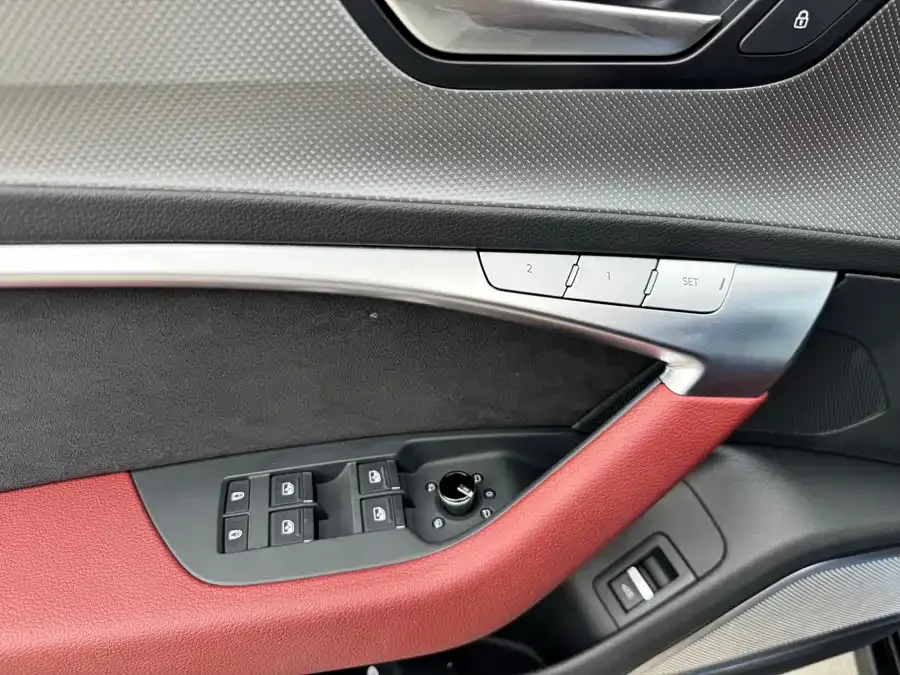 Audi A7L 2024 45 TFSI quattro S-line Black Warrior Edition 2024 — миниатюра 3