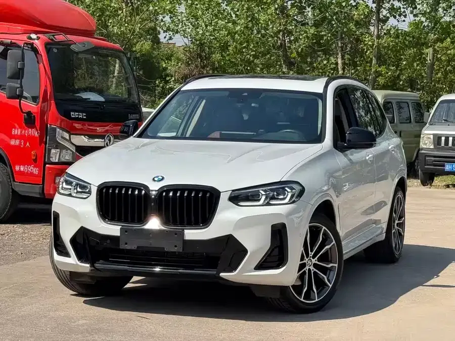 BMW X3 2023 facelift xDrive30i Leading M Night Edition 2024 — фото 1, купить с доставкой в Москву