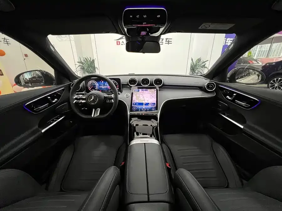 Mercedes-Benz Class C Mercedes-Benz C-Class 2025 C 200 L Sports Edition 2025 — миниатюра 4