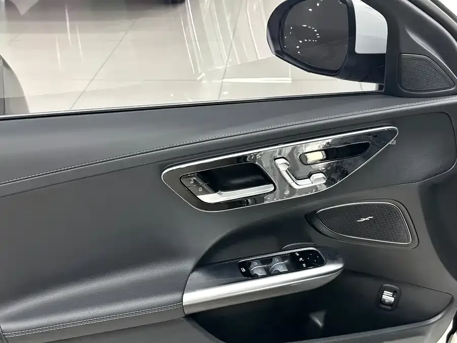 Mercedes-Benz Class C Mercedes-Benz C-Class 2023 Model II C 260 L Sports Edition 2023 — миниатюра 3