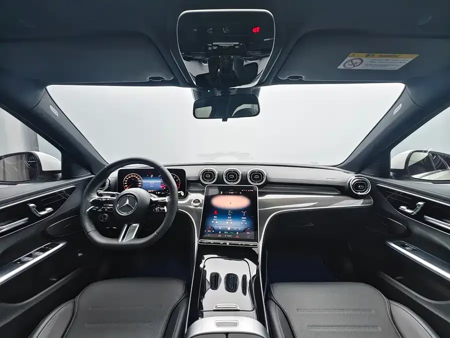 Mercedes-Benz Class C Mercedes-Benz C-Class 2023 C 260 L Sports Edition 2023 — миниатюра 4