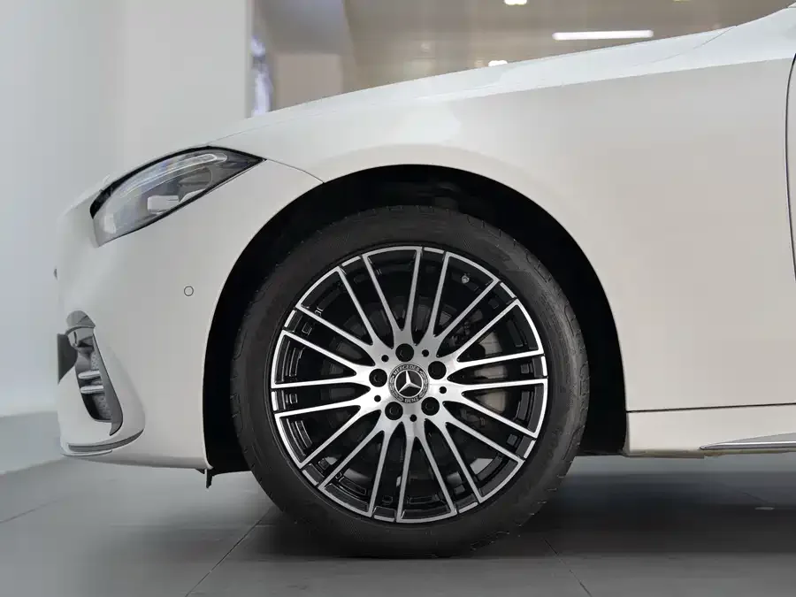 Mercedes-Benz Class C Mercedes-Benz C-Class 2022 C 260 L Sports Edition 2022 — миниатюра 3