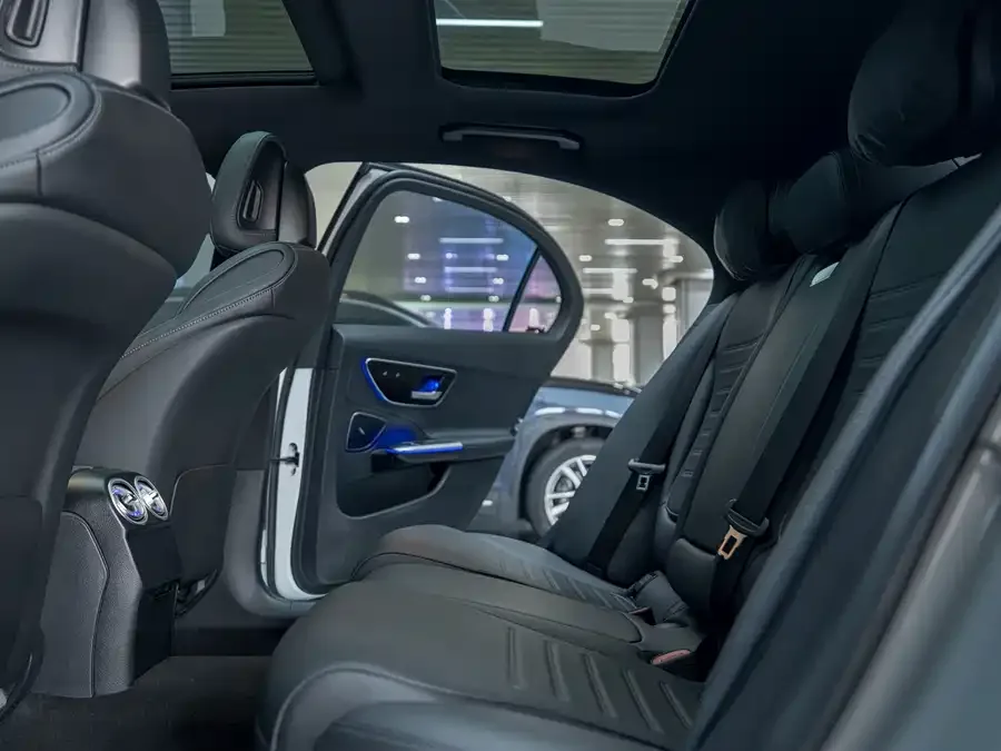 Mercedes-Benz Class C Mercedes-Benz C-Class 2022 C 260 L Sports Edition 2022 — миниатюра 4