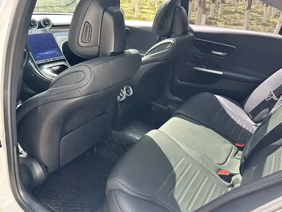 Mercedes-Benz Class C Mercedes-Benz C-Class 2023 C 260 L Sports Edition 2023 — миниатюра 4