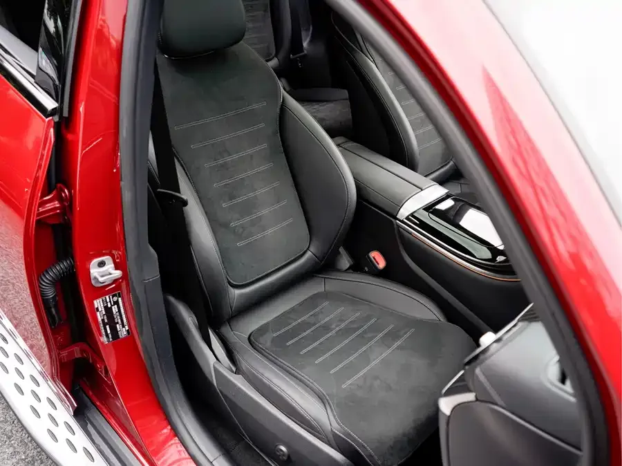 Mercedes-Benz GLC Coupe Mercedes-Benz GLC Coupe 2024 GLC 300 4MATIC Coupe SUV 2024 — миниатюра 5