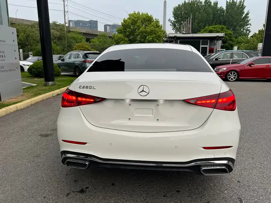 Mercedes-Benz Class C Mercedes-Benz C-Class 2024 C 260 L Sports Edition 2024 — миниатюра 2