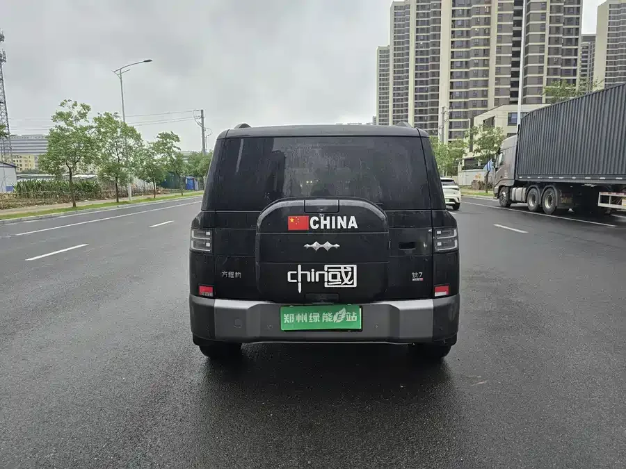 BYD Leopard Titanium 7 Titanium 7 2025 190KM Four-Wheel Drive Ultra Edition 2025 — миниатюра 5