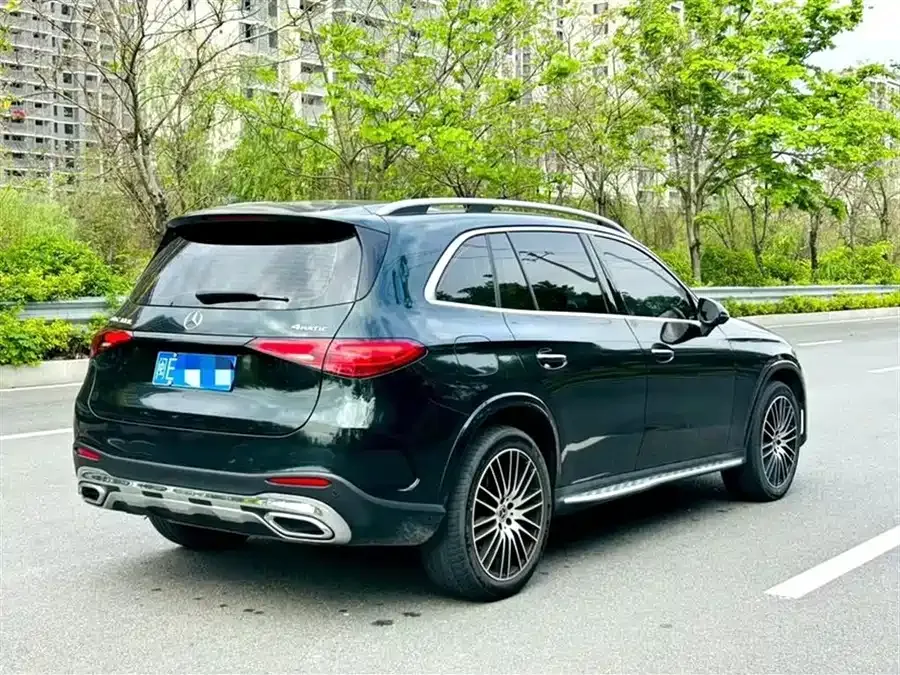 Mercedes-Benz GLC-Class Mercedes-Benz GLC 2024 GLC 300 L 4MATIC luxury 5-seater 2024 — миниатюра 3