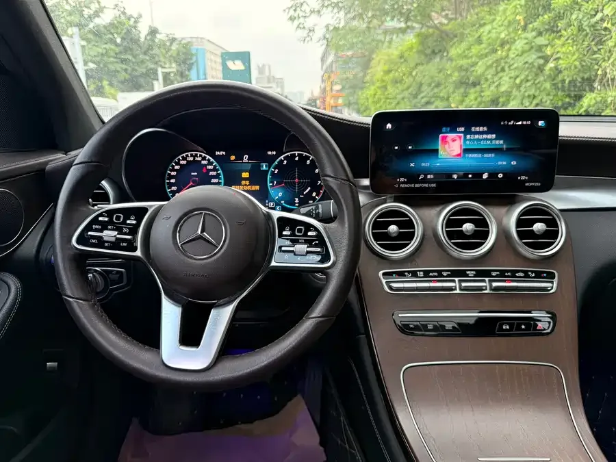 Mercedes-Benz GLC-Class Mercedes-Benz GLC 2022 GLC 260 L 4MATIC Luxury Edition 2022 — миниатюра 5