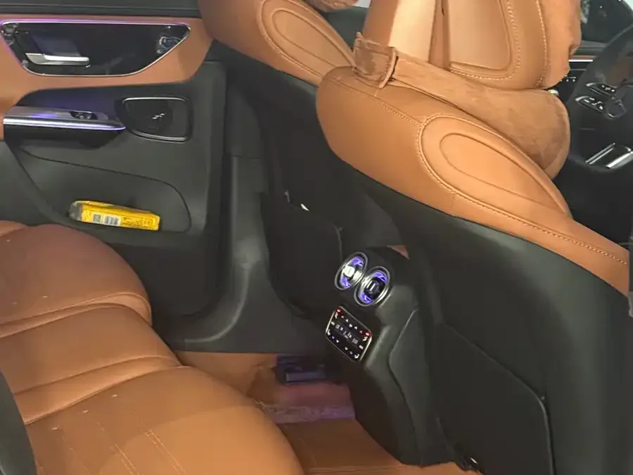 Mercedes-Benz GLC-Class Mercedes-Benz GLC 2025 facelift GLC 260 L 4MATIC Luxury 2025 — миниатюра 5