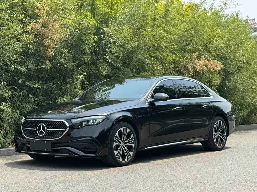 Mercedes-Benz E-Class 2024