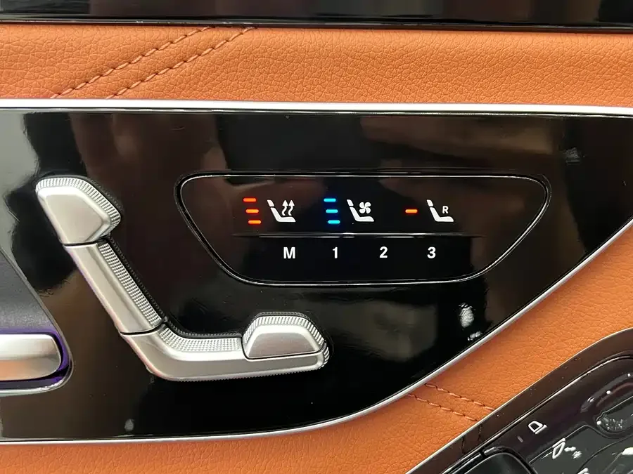 Mercedes-Benz Maybach S-Class Maybach S-Class 2024 S 480 4MATIC 2023 — миниатюра 4