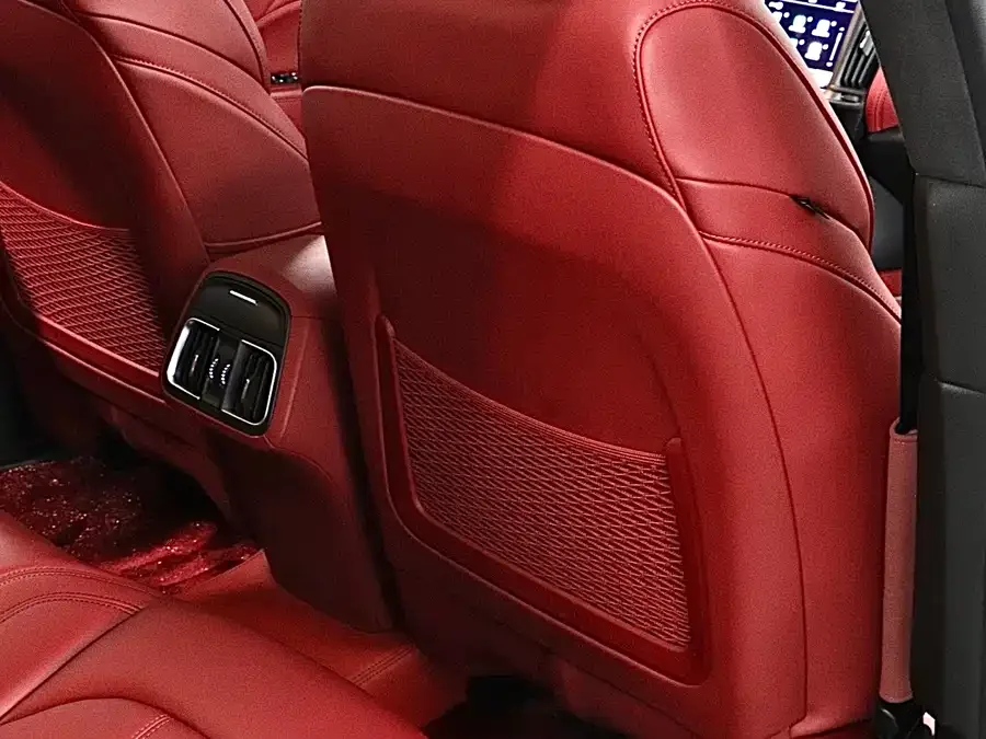 Maserati Levante Levante 2022 2.0T GT Edge Edition 2023 — миниатюра 5