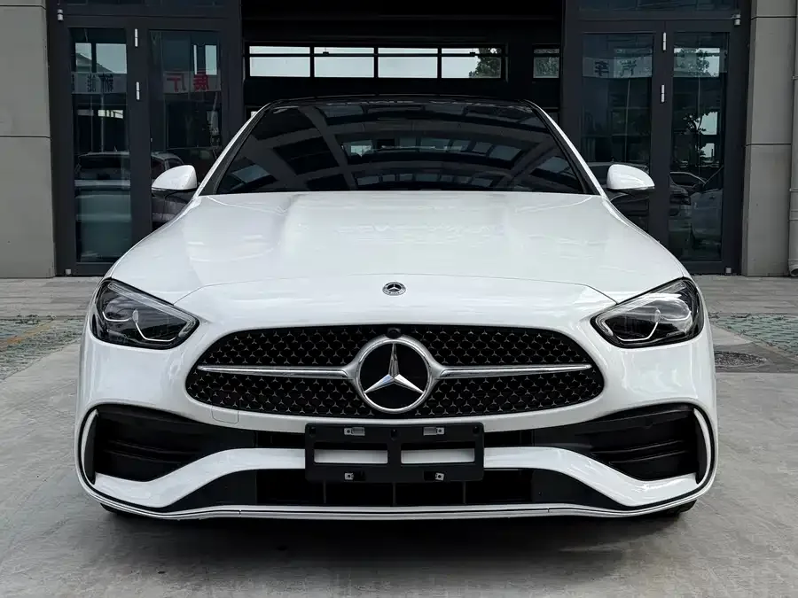 Mercedes-Benz Class C 2024