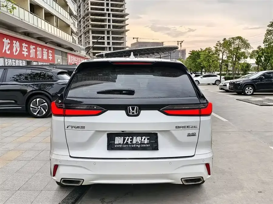 Honda Breeze Haoying 2023 240TURBO 2WD Luxury Edition 5 Seaters 2024 — миниатюра 3