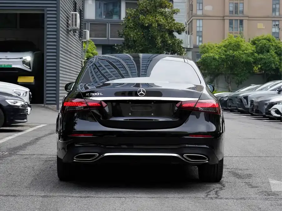 Mercedes-Benz E-Class Mercedes-Benz E-Class 2023 E 300 L Sports Luxury Edition 2023 — миниатюра 2