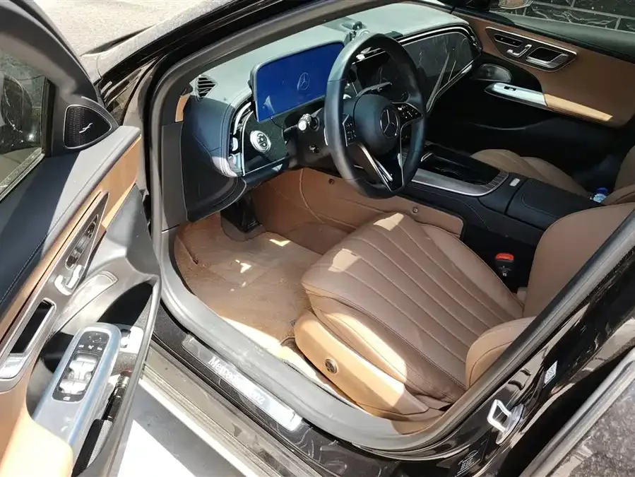 Mercedes-Benz E-Class Mercedes-Benz E-Class 2024 E 300 L Luxury Edition 2024 — миниатюра 3