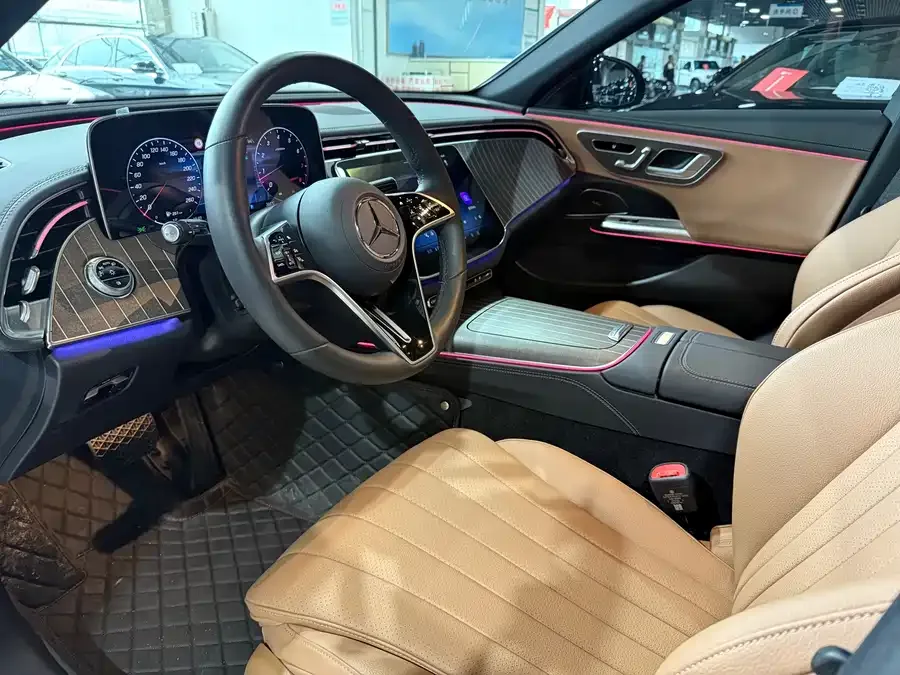Mercedes-Benz E-Class Mercedes-Benz E-Class 2024 E 300 L Fashion Edition 2024 — миниатюра 2