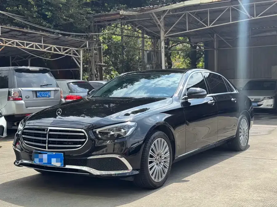 Mercedes-Benz E-Class 2023