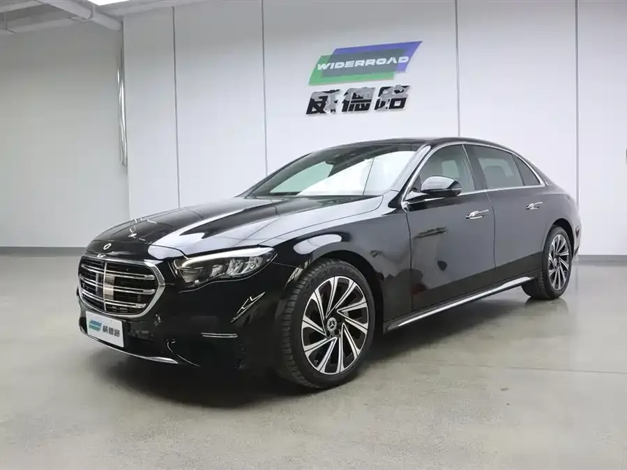 Mercedes-Benz E-Class 2024